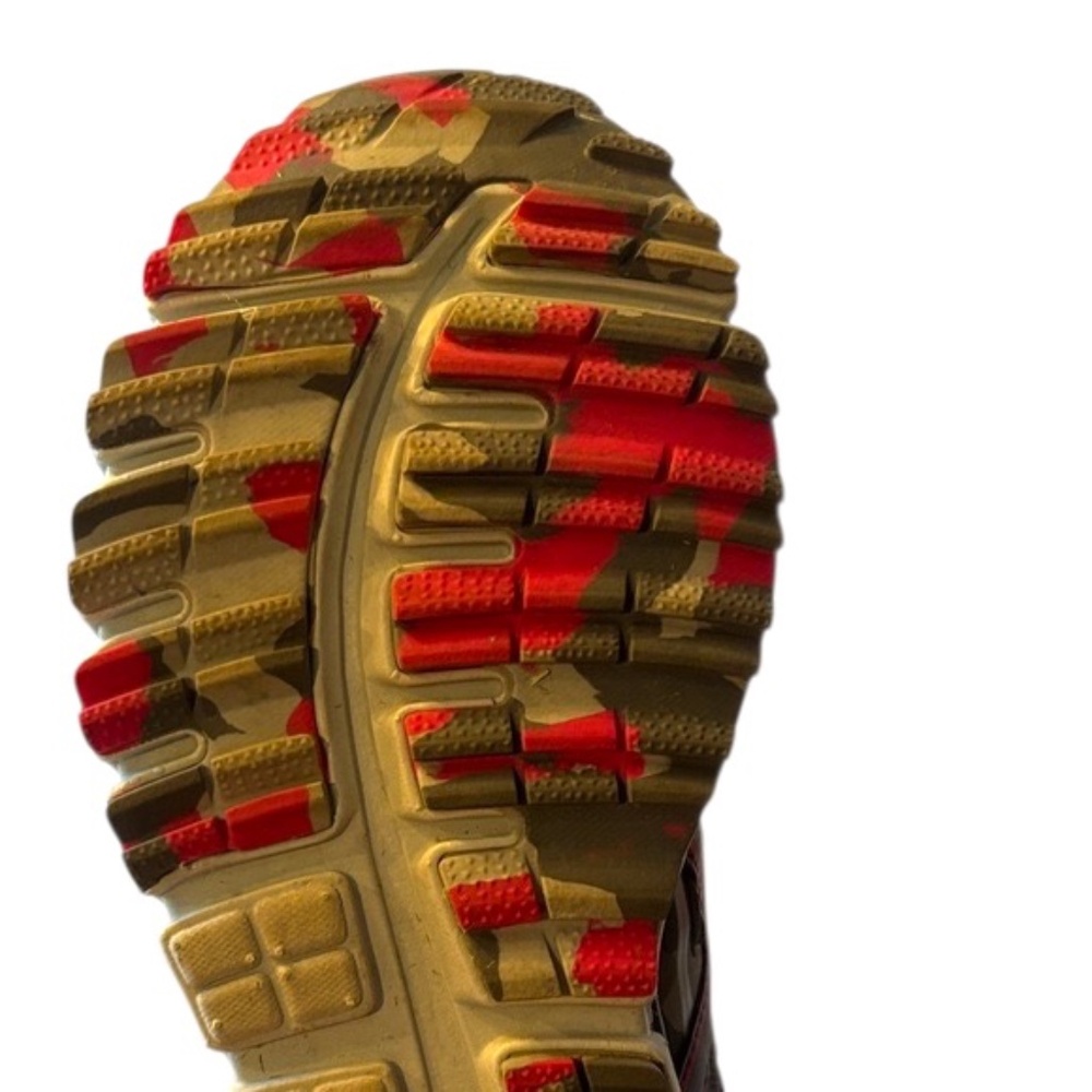 ASICS Women’s Charcoal and Crimson Athletic Shoes - Picture 12 of 13